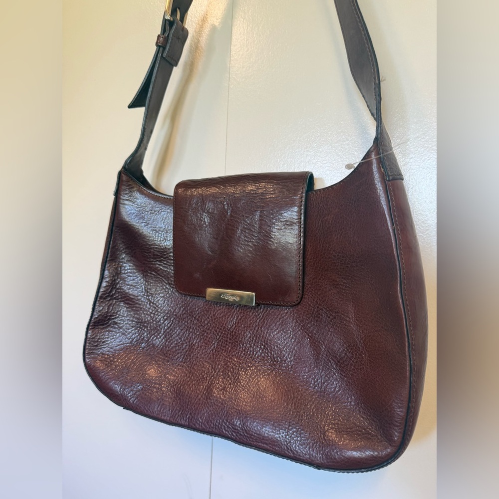 Gorgeous new Fossil brand  shoulder bag.  Perfect fall color. Gift.  Preppy.